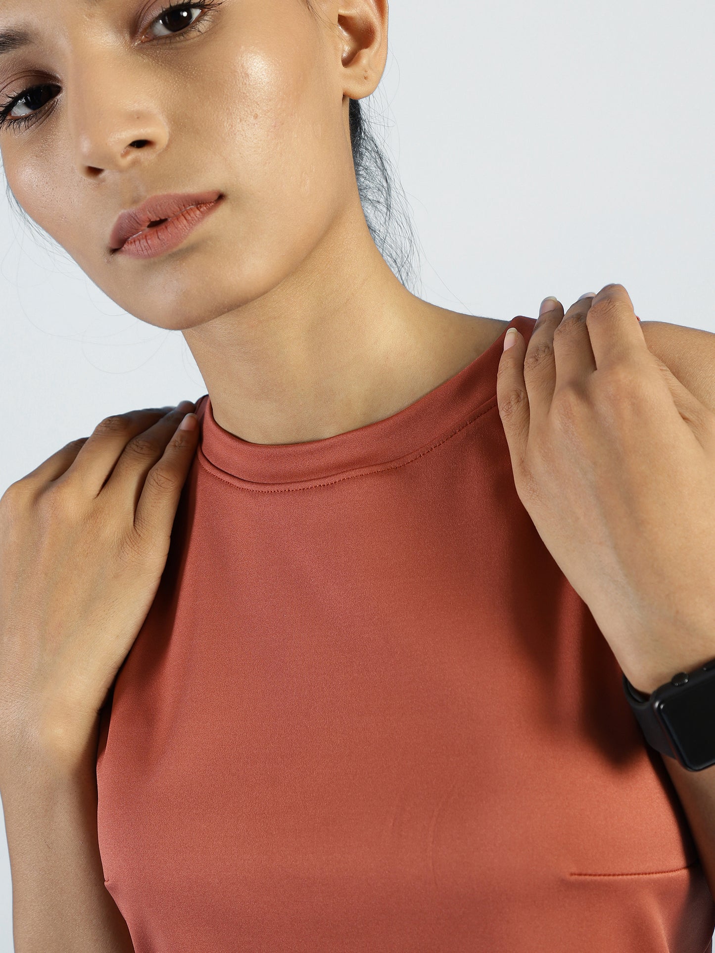 Close-up of ALP Mode Brick Tank Top fabric – Breathable Activewear